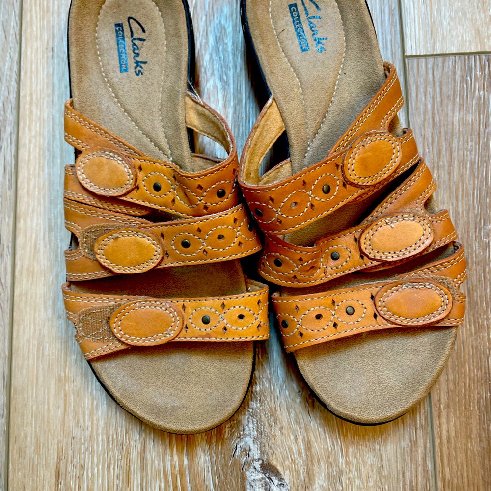 Clarks Women's Brown Strappy Sandals